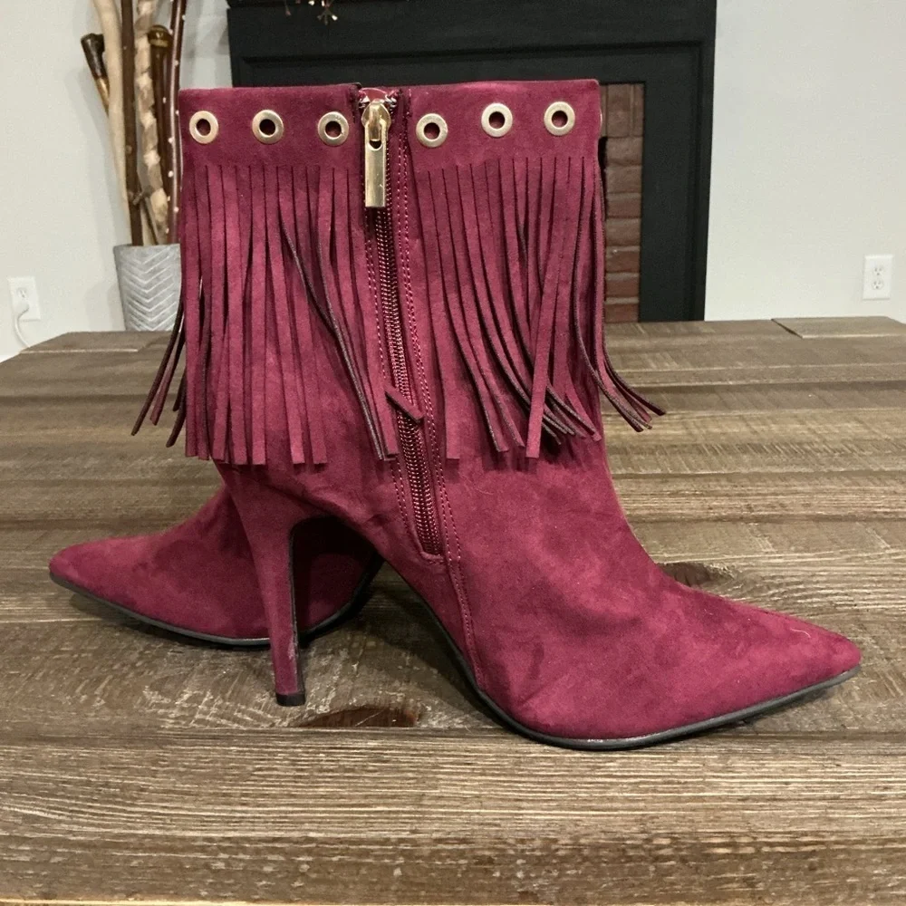ASHLEY STEWART Grommet Fringe Bootie Fashion Boots Burgundy Sz 11w